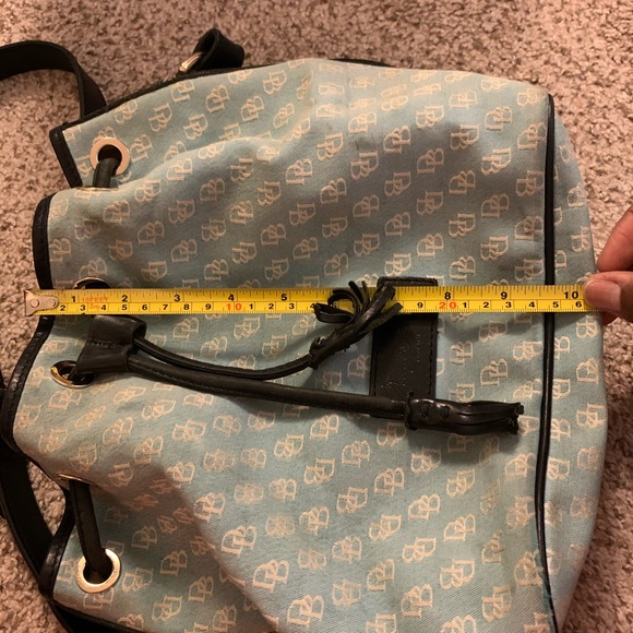 🔥 Dooney & Bourke purse - Picture 7 of 8